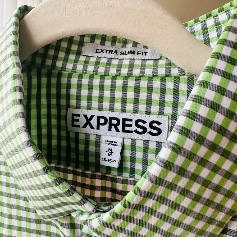 Express Extra Slim Fit Button Down Size M - image 4